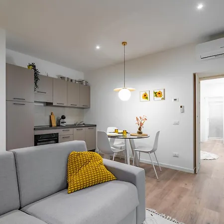 Host4u - Conicchio New Few Steps From Casazza Metro Station & Free Parking