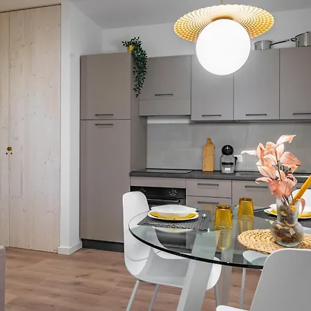 Host4u - Conicchio New Few Steps From Casazza Metro Station & Free Parking * Brescia