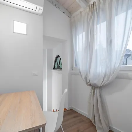 Host4u - Conicchio New Few Steps From Casazza Metro Station & Free Parking *