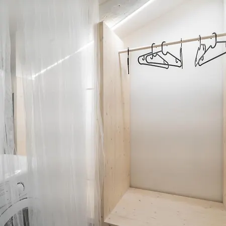 Apartment Host4u - Conicchio New Few Steps From Casazza Metro Station & Free Parking *