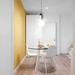 شقة Host4u - Conicchio New Few Steps From Casazza Metro Station & Free Parking