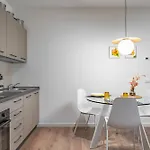 Host4u - Conicchio New Few Steps From Casazza Metro Station & Free Parking بريشا