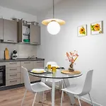 Host4u - Conicchio New Few Steps From Casazza Metro Station & Free Parking شقة *