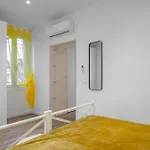Host4u - Conicchio New Few Steps From Casazza Metro Station & Free Parking شقة