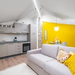 Host4u - Conicchio New Few Steps From Casazza Metro Station & Free Parking شقة *
