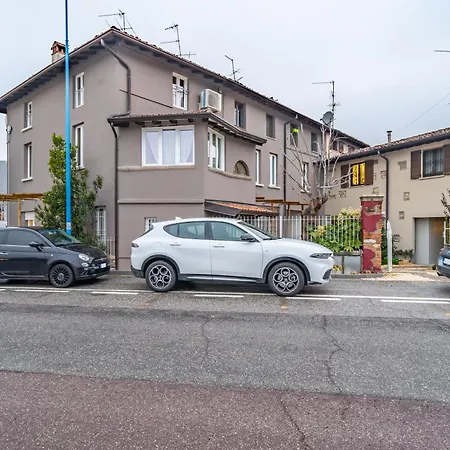 Host4u - Conicchio New Few Steps From Casazza Metro Station & Free Parking Apartment *