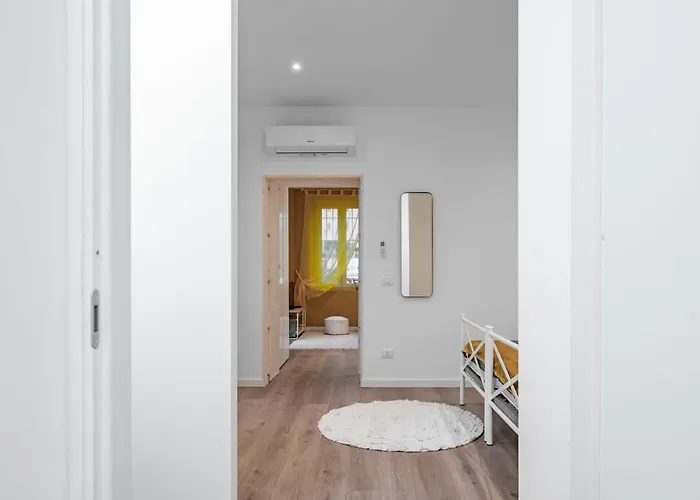 Host4u - Conicchio New Few Steps From Casazza Metro Station & Free Parking