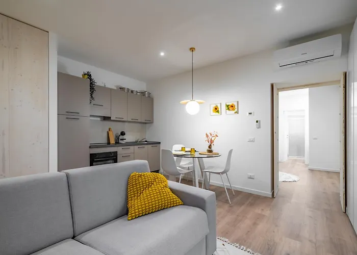 Host4u - Conicchio New Few Steps From Casazza Metro Station & Free Parking