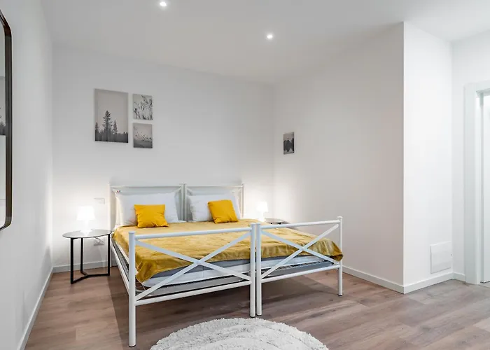 Host4u - Conicchio New Few Steps From Casazza Metro Station & Free Parking *