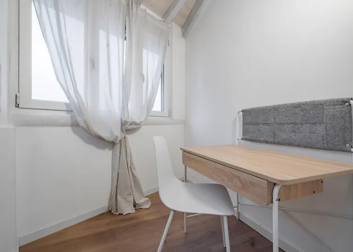 Host4u - Conicchio New Few Steps From Casazza Metro Station & Free Parking