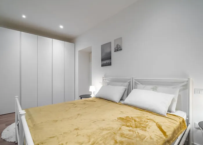 Host4u - Conicchio New Few Steps From Casazza Metro Station & Free Parking