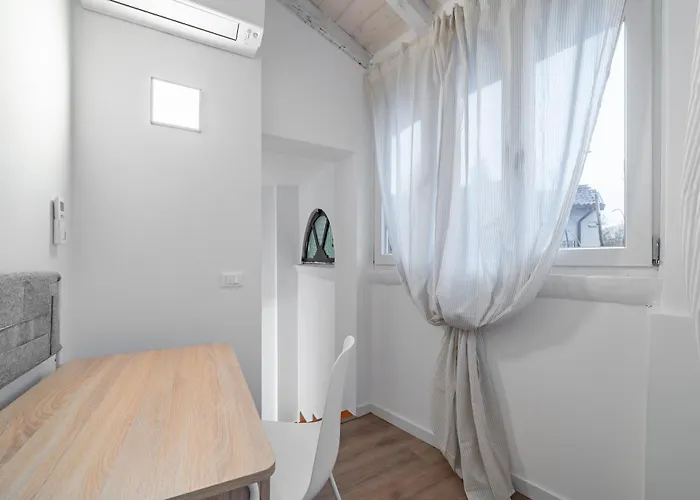 Host4u - Conicchio New Few Steps From Casazza Metro Station & Free Parking *