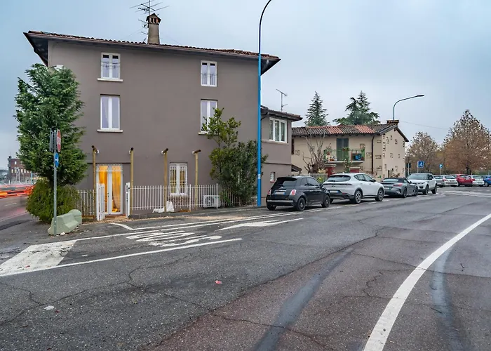 Host4u - Conicchio New Few Steps From Casazza Metro Station & Free Parking Brescia