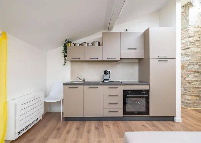 Apartment Host4u - Conicchio New Few Steps From Casazza Metro Station & Free Parking Brescia