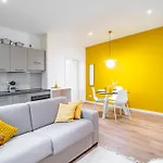 Apartment Host4u - Conicchio New Few Steps From Casazza Metro Station & Free Parking Brescia
