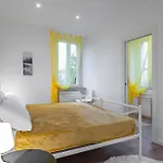 Apartment Host4u - Conicchio New Few Steps From Casazza Metro Station & Free Parking