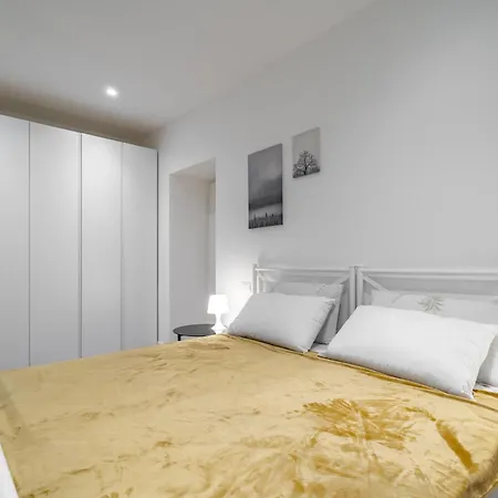 Host4u - Conicchio New Few Steps From Casazza Metro Station & Free Parking
